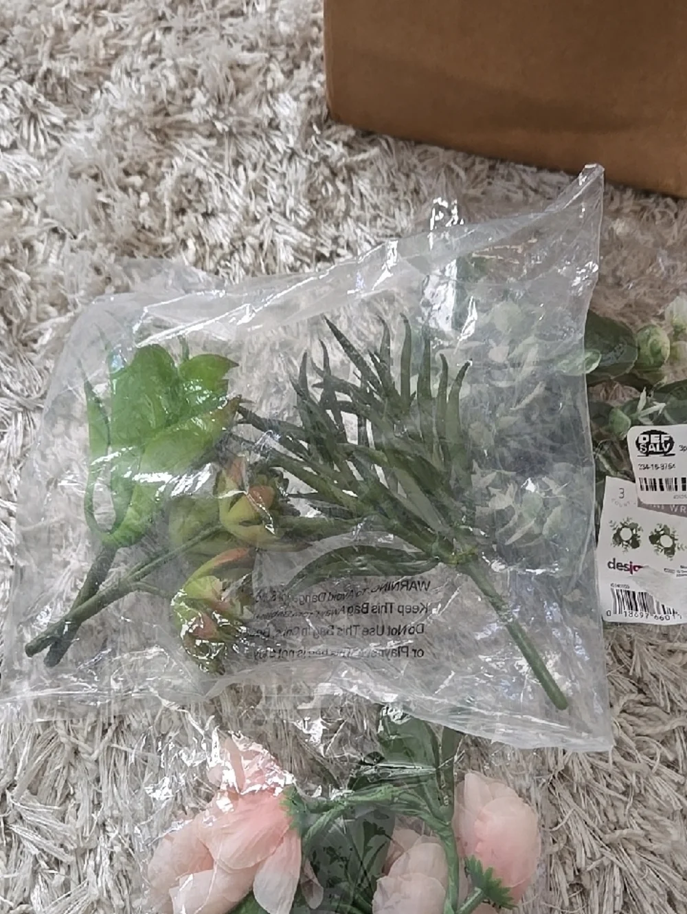 Soft Pink Artificial Flower Faux Green Mini Wreaths Leaves Plant Pick Assortment